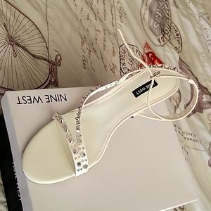 Woman white heel sandals